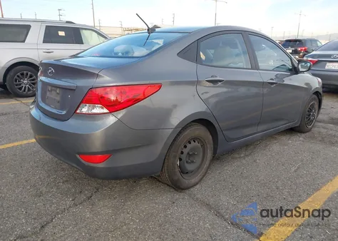 2013 Hyundai Accent Gls z USA, uszkodzony, nr VIN KMHCT4AE8DU548599